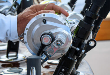 Tackle cleaning opener