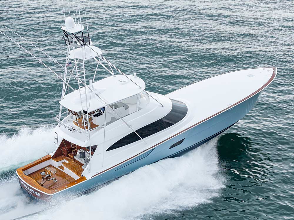 Viking 82 running in green color water