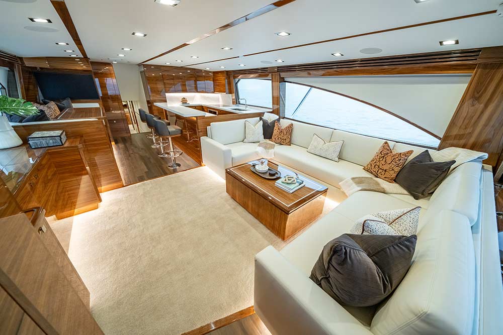 82 Viking inside Salon view