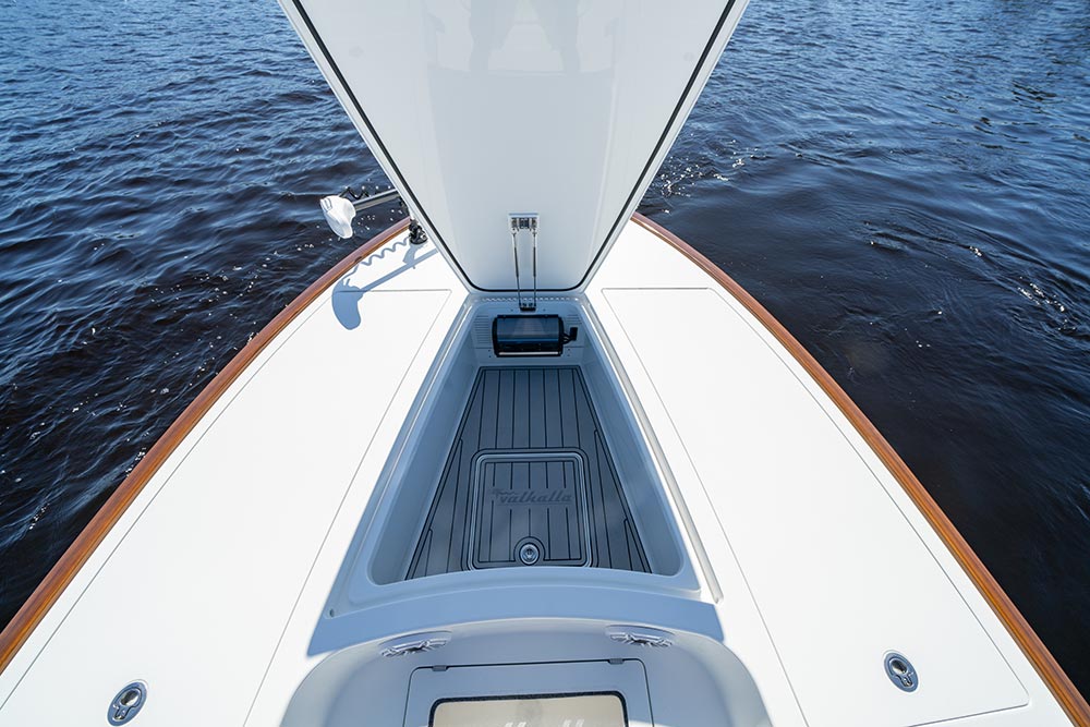 Valhalla Boatworks v28  storage