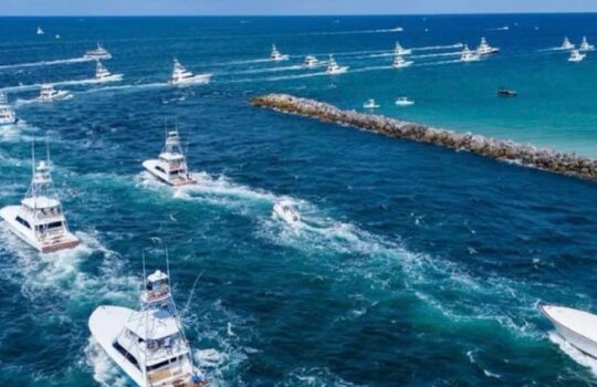 2025 Bay Point Billfish Open boats leaving inlet