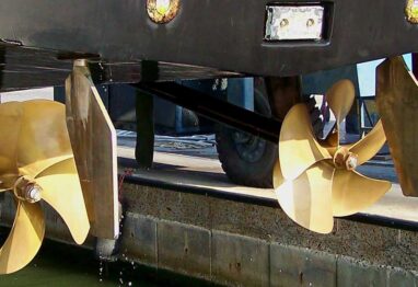 rudder design showing two gold propellers