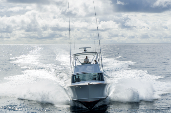 Rybovich 42 Scout running on the ocean