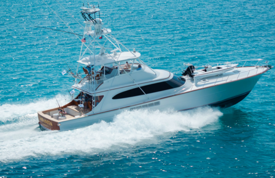 77 Merritt Saranita running on turquoise water