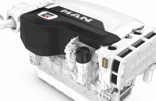 MAN i6X marine engine
