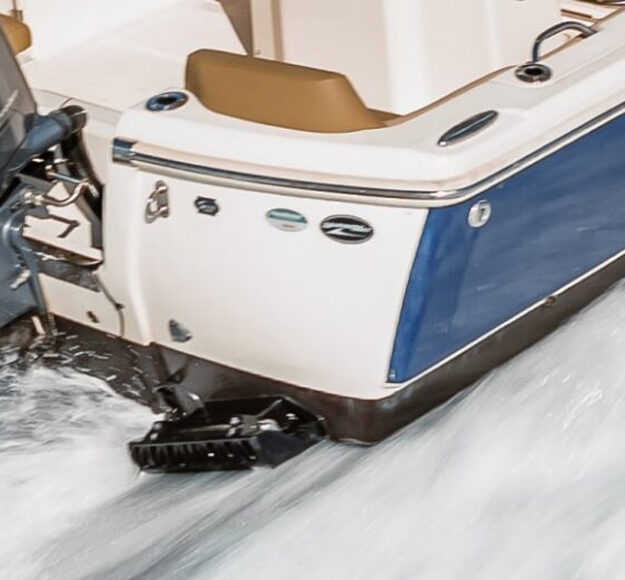Seakeeper Ride integration showing starboard controller on a boat