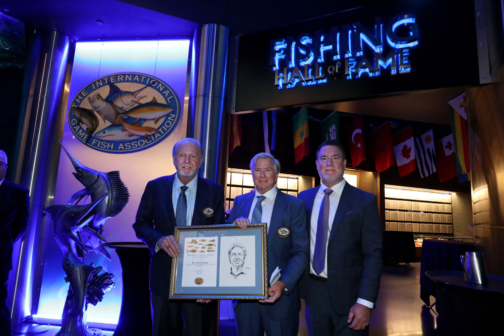 Pat Healey IGFA Fishing Hall of Fame center